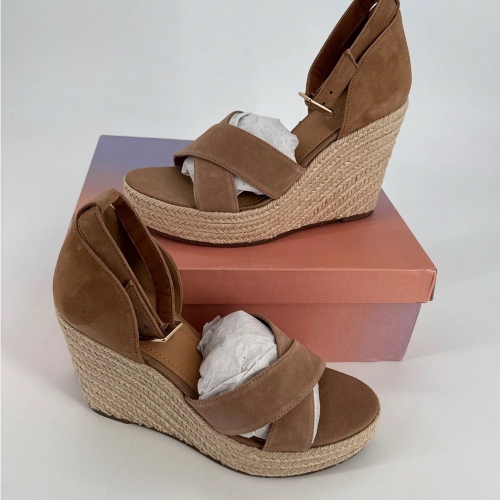 Lisa Vicky Wedge Sandals
